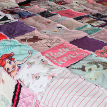 Load image into Gallery viewer, Keepsake Rag Quilt
